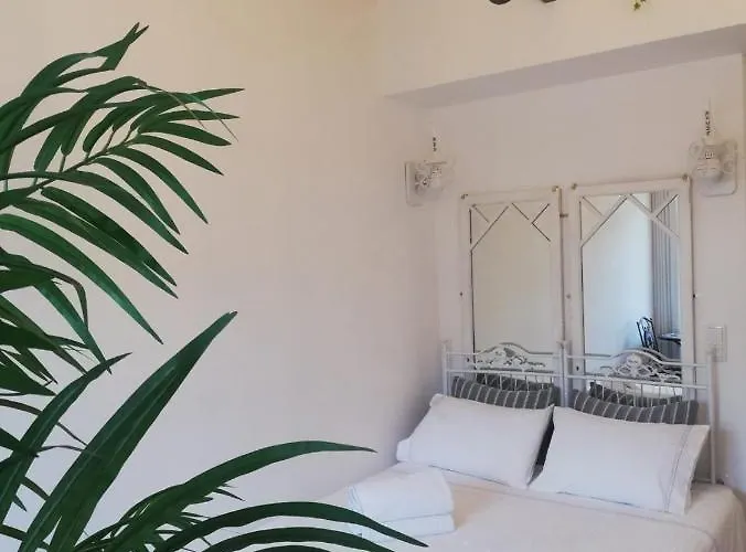 Apartamento Red House By The River