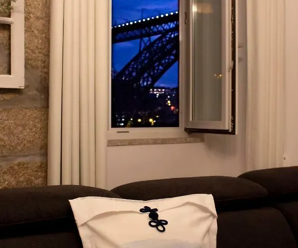 Apartamento Red House By The River