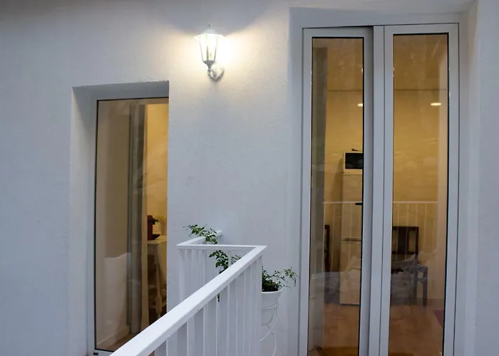 Apartamento Red House By The River