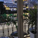 Apartamento Red House By The River