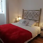 Apartamento Red House By The River