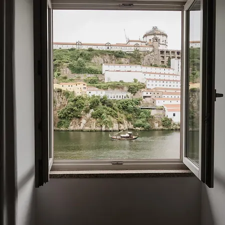 Lejlighed Red House By The River Porto