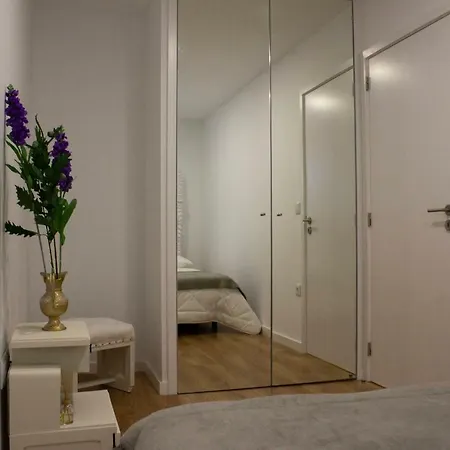 Red House By The River Daire