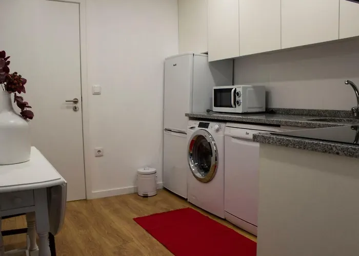 Red House By The River Daire