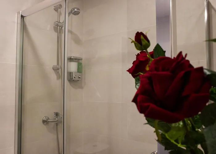 Red House By The River * بورتو