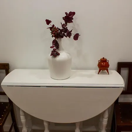 Red House By The River Porto